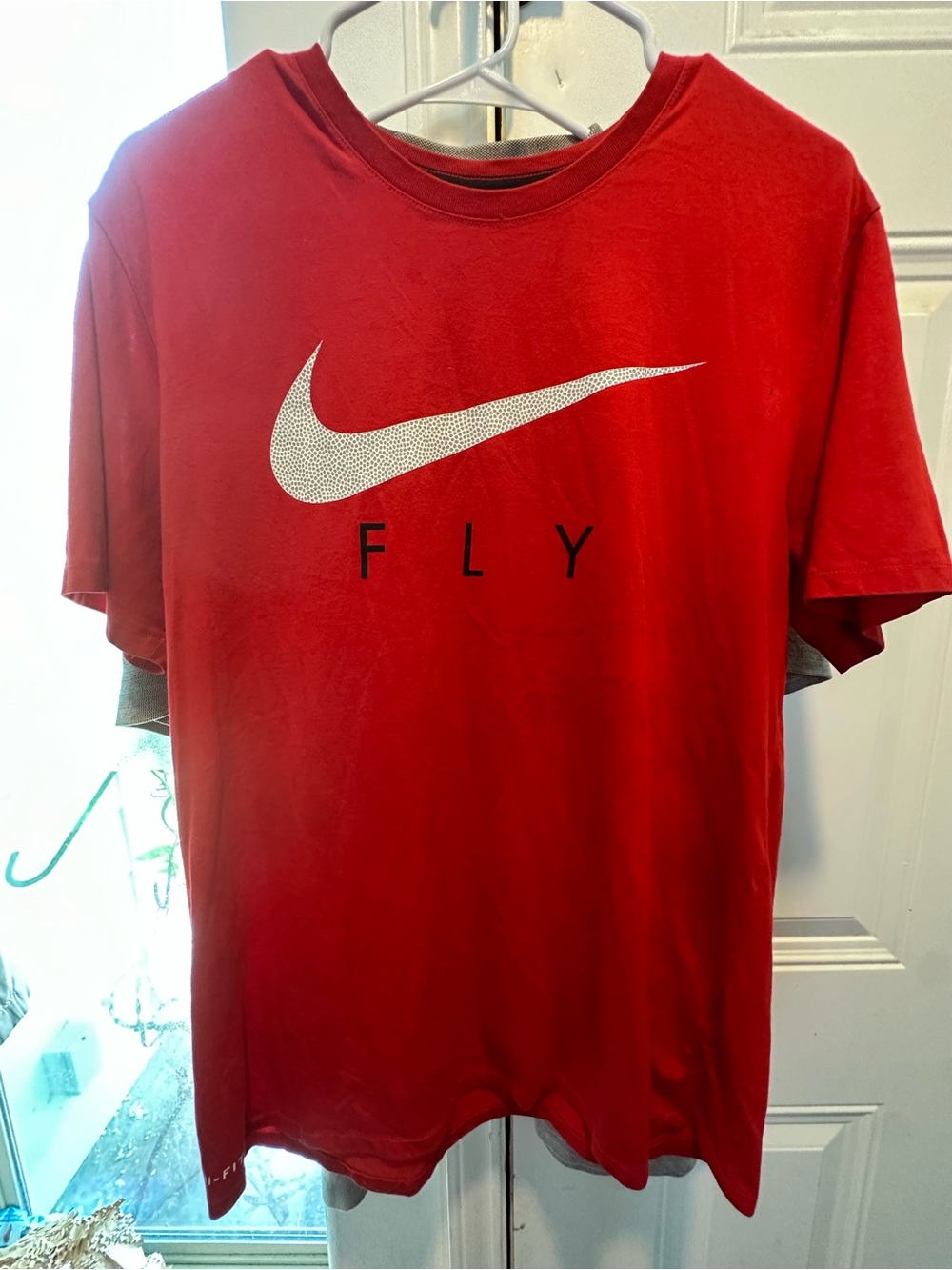 Nike Men’s Red FLY Logo T-Shirt - Picture 1 of 7